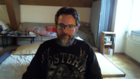 Snapshot of supersquirrel81 chatting on October 4, 12:36 pm supersquirrel81 online show from October 4, 12:36 pm