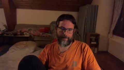 Snapshot of supersquirrel81 chatting on October 21, 6:41 pm supersquirrel81 online show from October 21, 6:41 pm