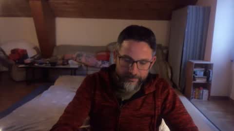 Snapshot of supersquirrel81 chatting on November 8, 6:57 am supersquirrel81 online show from November 8, 6:57 am