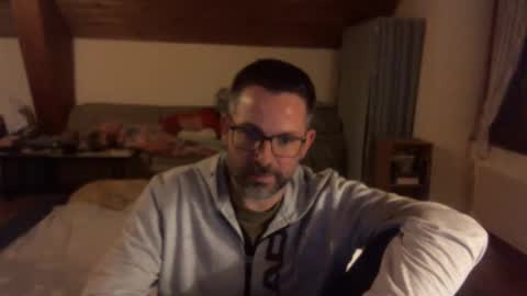 Snapshot of supersquirrel81 chatting on November 24, 7:02 pm supersquirrel81 online show from November 24, 7:02 pm