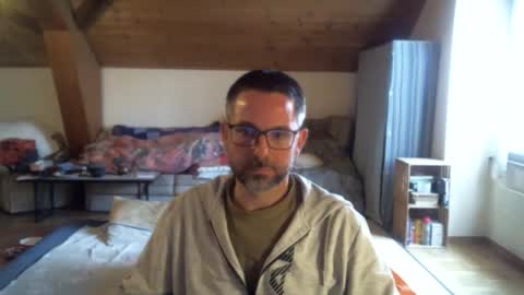 Snapshot of supersquirrel81 chatting on November 30, 9:02 am supersquirrel81 online show from November 30, 9:02 am