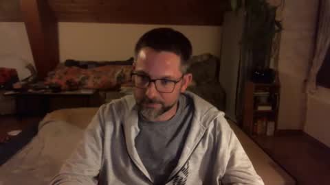 Snapshot of supersquirrel81 chatting on December 3, 5:44 pm supersquirrel81 online show from December 3, 5:44 pm