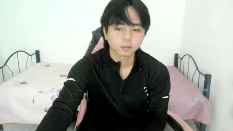 supr4m0 online show from November 19, 9:42 am