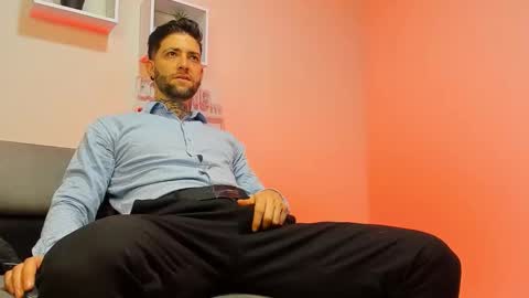 Snapshot of supreme_alpha_ chatting on November 10, 12:42 am supreme_alpha_ online show from November 10, 12:42 am