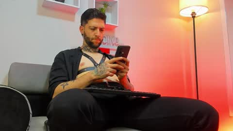 Snapshot of supreme_alpha_ chatting on November 13, 3:05 am supreme_alpha_ online show from November 13, 3:05 am