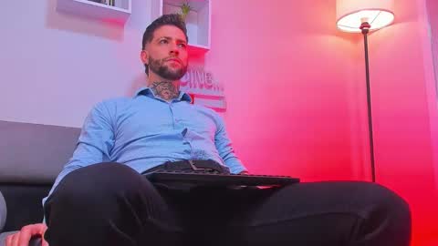 Snapshot of supreme_alpha_ chatting on November 15, 3:26 am supreme_alpha_ online show from November 15, 3:26 am