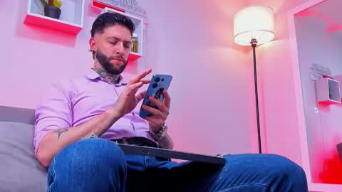 Snapshot of supreme_alpha_ chatting on November 25, 7:25 pm supreme_alpha_ online show from November 25, 7:25 pm