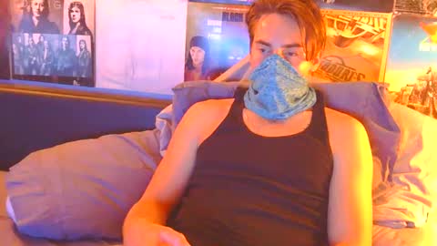 Snapshot of surferboy672 chatting on November 13, 12:42 am surferboy672 online show from November 13, 12:42 am