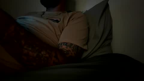 Snapshot of surkspins7s chatting on October 26, 12:16 am Snaptryz17 online show from October 26, 12:16 am