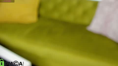 Annie online show from November 1, 1:07 am