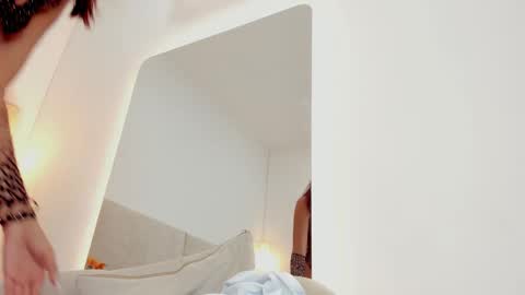 Susan online show from November 13, 4:22 am