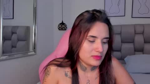 Susan online show from November 12, 9:25 pm