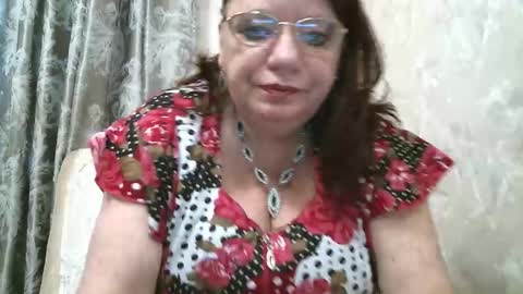 Snapshot of susanaahsun chatting on January 2, 11:52 am SusanaAhSun online show from January 2, 11:52 am