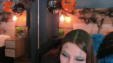 Susan online show from October 31, 3:13 pm