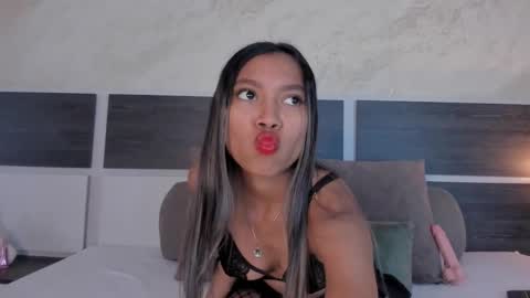 Snapshot of susanna_cute chatting on September 24, 12:19 pm susanna_cute online show from September 24, 12:19 pm