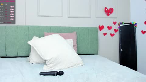 Amelia  online show from February 20, 11:10 pm