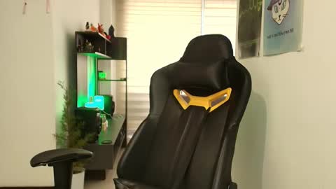 Susan Rhodes online show from November 6, 12:28 pm