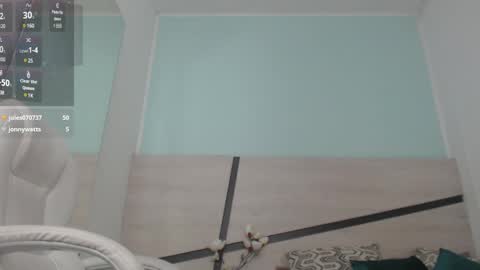 Snapshot of sussy_leon chatting on March 7, 6:33 pm sussy leon online show from March 7, 6:33 pm