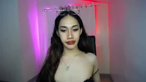 susie online show from December 7, 4:09 am