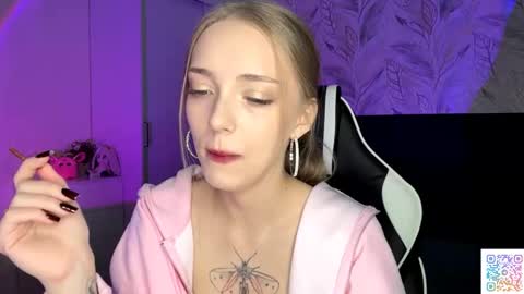 Jessica online show from November 21, 5:11 pm