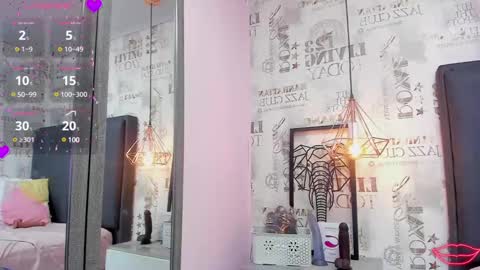 S U Z E T  online show from January 13, 10:56 pm