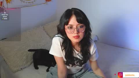 Snapshot of suzumi_ chatting on January 12, 6:17 am Jadde online show from January 12, 6:17 am