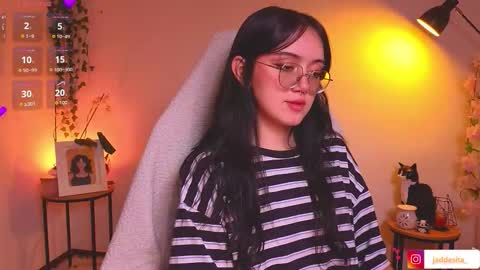 Snapshot of suzumi_ chatting on October 14, 7:09 am Jadde online show from October 14, 7:09 am