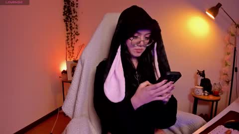 Snapshot of suzumi_ chatting on October 29, 6:15 am Jadde online show from October 29, 6:15 am