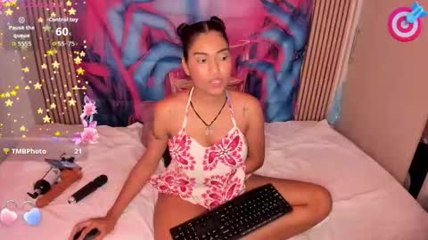 suzzann_rugg online show from October 16, 1:50 am