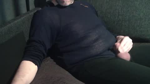 Snapshot of swartarn chatting on December 19, 7:18 pm ArnSwart online show from December 19, 7:18 pm