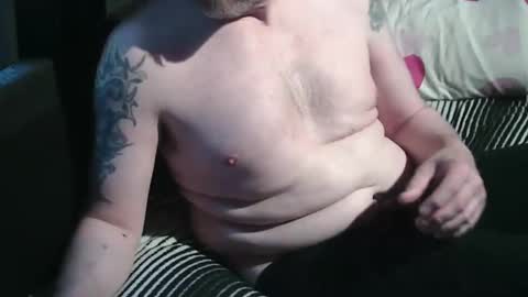 Snapshot of swartarn chatting on September 12, 5:02 pm ArnSwart online show from September 12, 5:02 pm