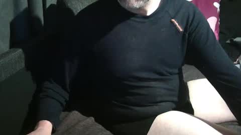 Snapshot of swartarn chatting on October 29, 12:57 am ArnSwart online show from October 29, 12:57 am