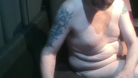 Snapshot of swartarn chatting on November 8, 4:34 am ArnSwart online show from November 8, 4:34 am