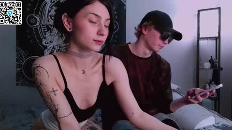 sweaties3 online show from October 11, 11:42 am