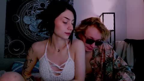 sweaties3 online show from December 3, 12:25 pm