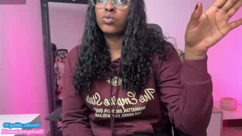 Evangeline online show from September 30, 7:30 pm