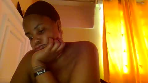 sweet52537 online show from September 19, 6:48 am