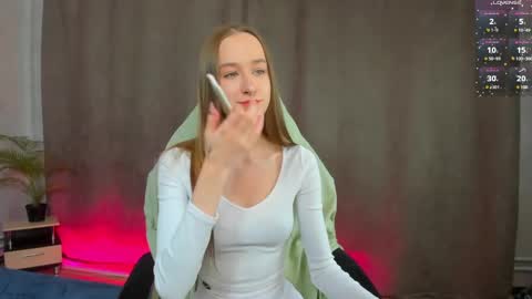 Monica  GTM 3MoTuWeFrSa 500pm-1000pm  online show from December 14, 3:04 pm