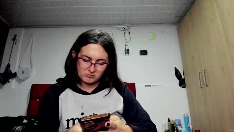 sweet__suck69bitch online show from January 2, 12:55 am