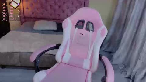 sweet__thang online show from October 7, 4:53 am