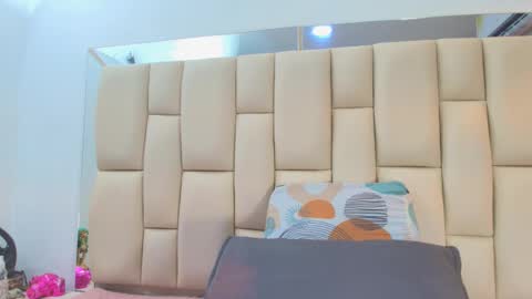 Amye  online show from November 25, 7:47 pm