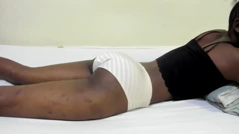 sweet_arya1 online show from October 13, 12:49 pm