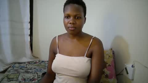 sweet_bella12 online show from November 20, 11:48 pm