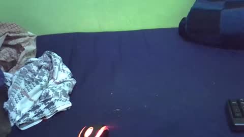 Snapshot of sweet_candie01 chatting on October 30, 2:40 pm sweet_candie01 online show from October 30, 2:40 pm