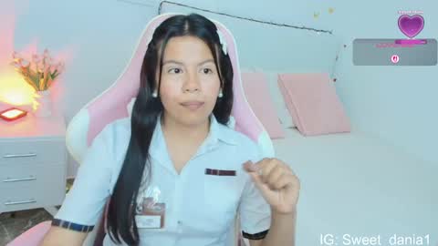 Snapshot of sweet_dania_ chatting on September 25, 5:44 am sweet_dania_ online show from September 25, 5:44 am