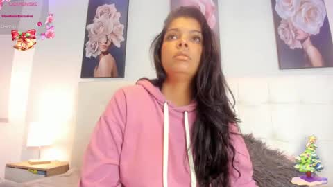 Kendra online show from December 28, 3:26 pm