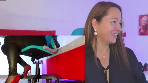 Sweet Evans online show from September 24, 3:10 am