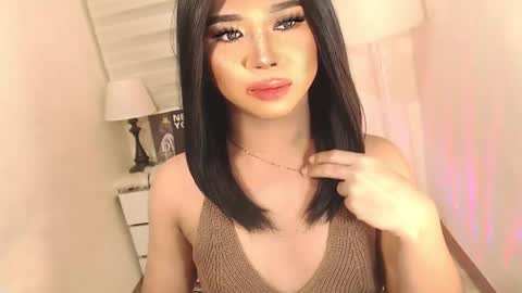 Snapshot of sweet_hoelly chatting on February 18, 9:09 pm Slutty Shannel online show from February 18, 9:09 pm