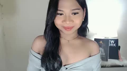 Snapshot of sweet_hoelly chatting on March 2, 9:53 am Slutty Shannel online show from March 2, 9:53 am