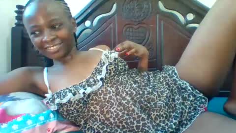 sweet_jovial online show from November 11, 8:03 am